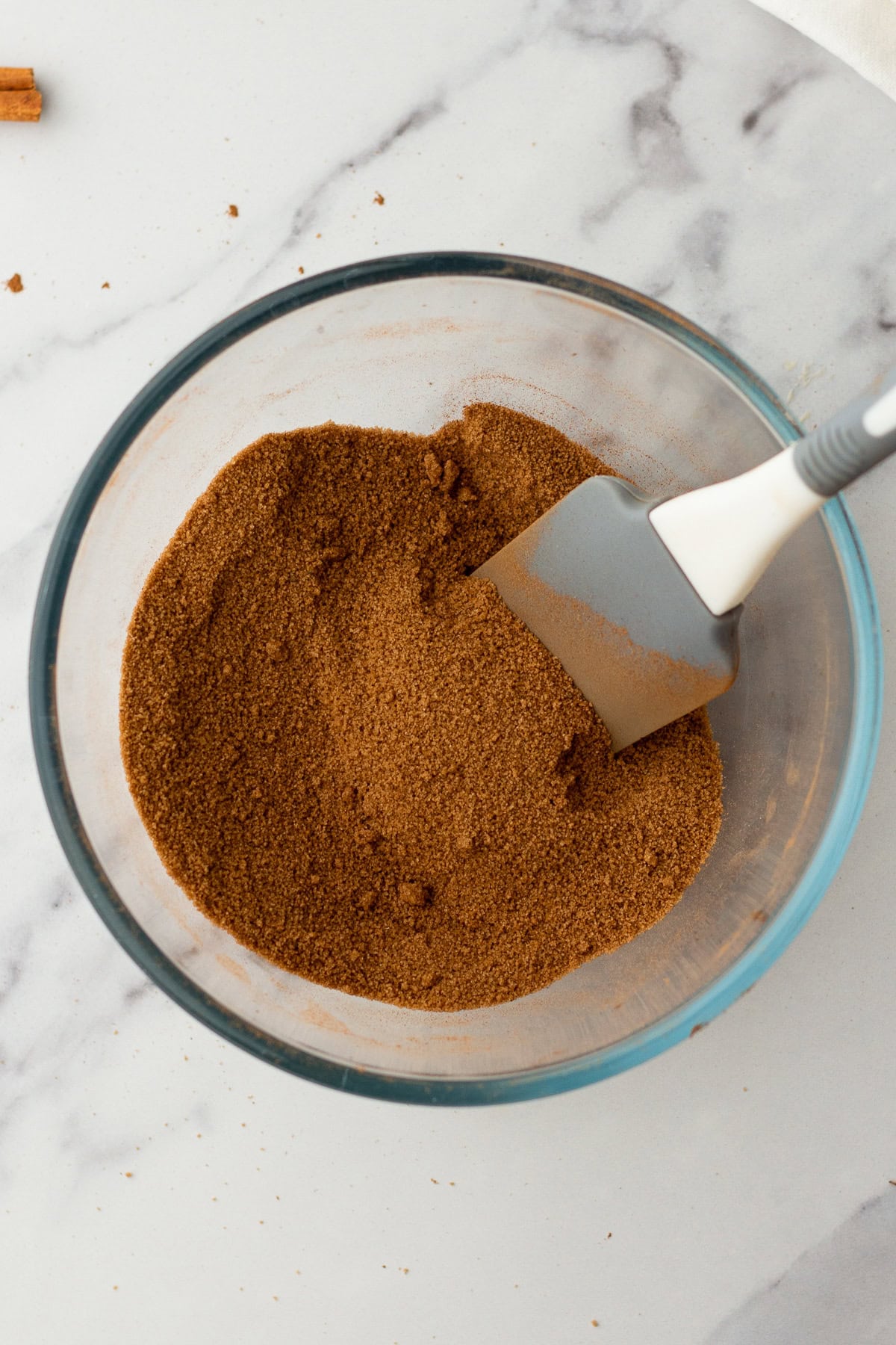 brown sugar and cinnamon in a bowl.