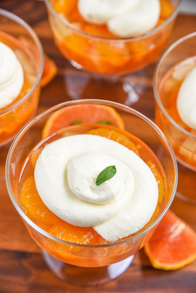 Quick easy Mandarin Orange Jello Salad Recipe. Simple gelatin dessert for summer parties! Kid Friendly Recipe on Mini Chef Mondays, Jello salad with pudding.