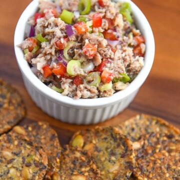 Sardine Salad recipe for crackers or sardine salad sandwich! Easy healthy fish recipe packed with fresh lemon, peppers and onions.