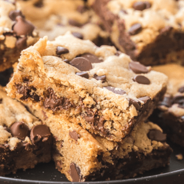 chocolate chip cookie bars